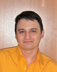 Владимир  Юнев