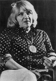 Энн  Рул